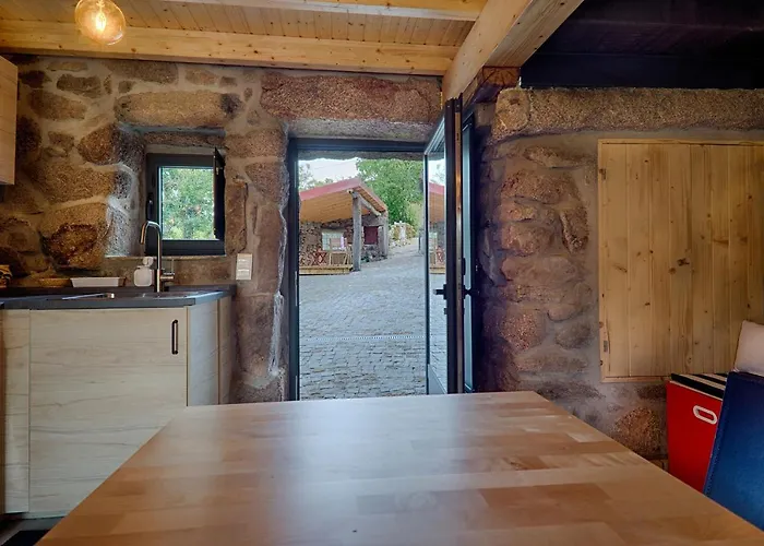 Casa Alagoa * 카스트로라보레이로